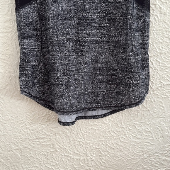 Lululemon Sculpt Tank II - Picture 7 of 9